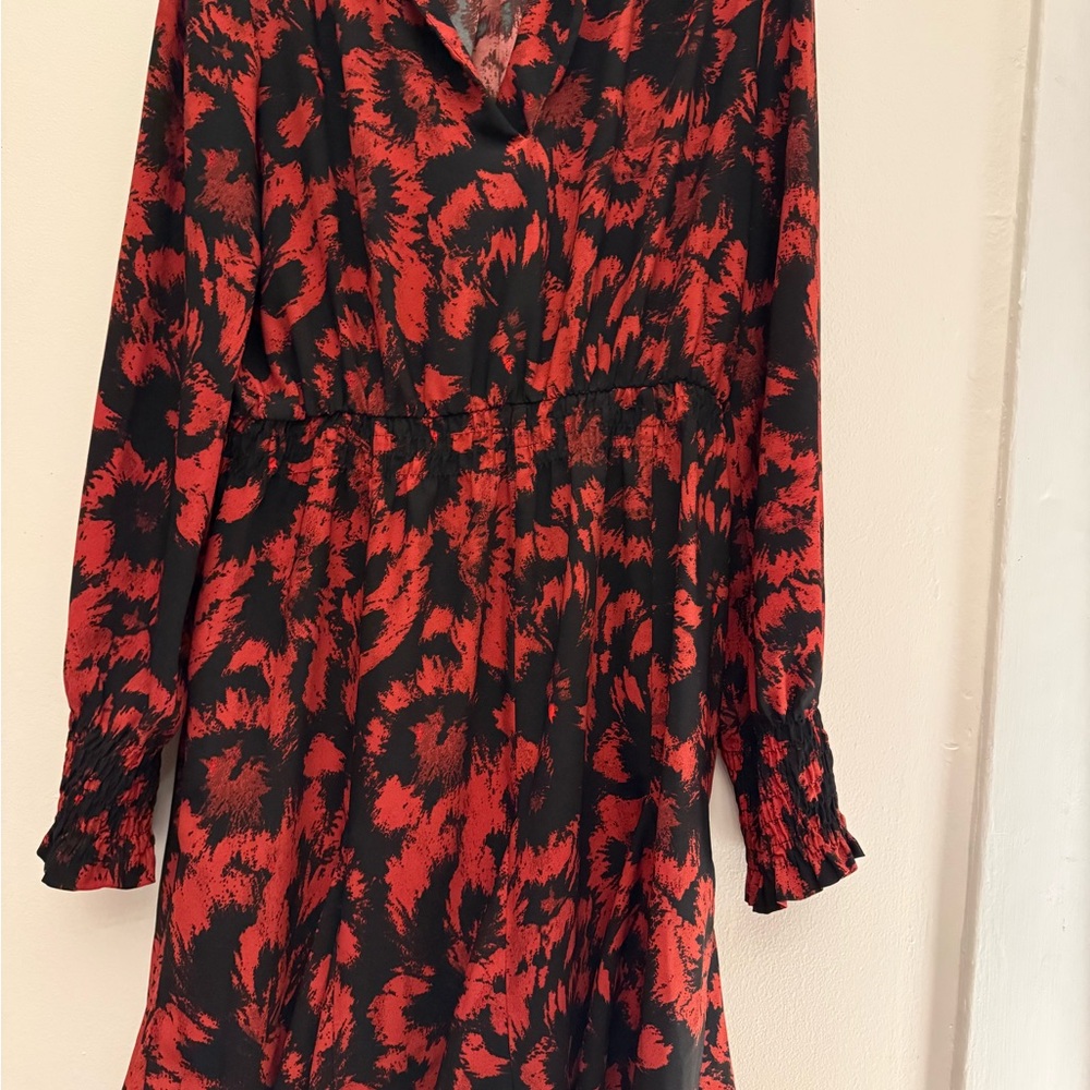 Taylor Red & Black Abstract Floral Mini Dress | Long Sleeve Flowy Size 12
